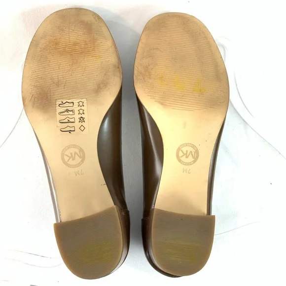 Michael Kors patent leather round toe loafers 7 M - Picture 15 of 15